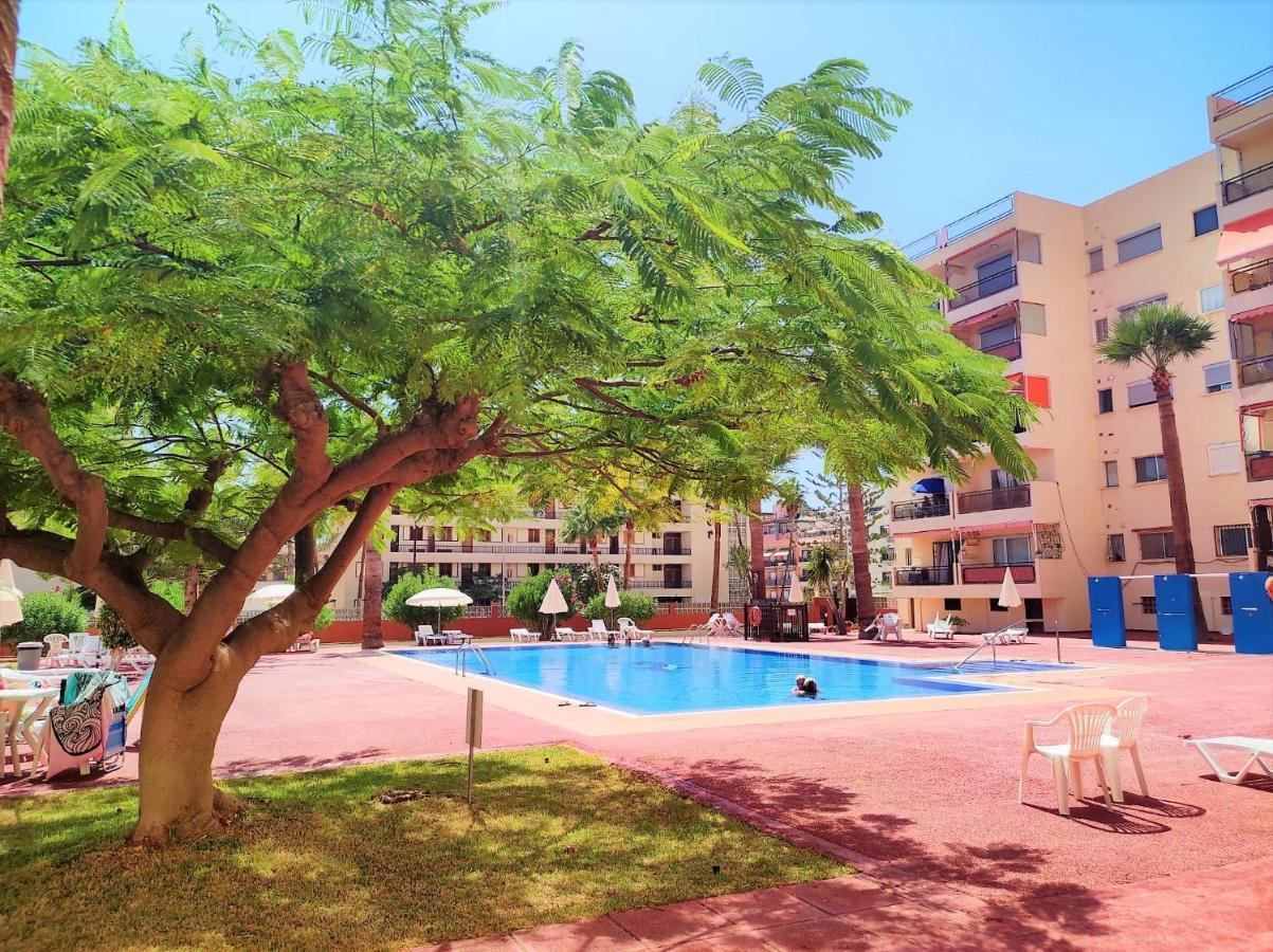 Cris Sol Apartments Los Cristianos  Bagian luar foto