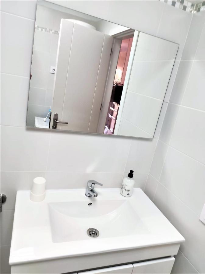 Cris Sol Apartments Los Cristianos  Bagian luar foto