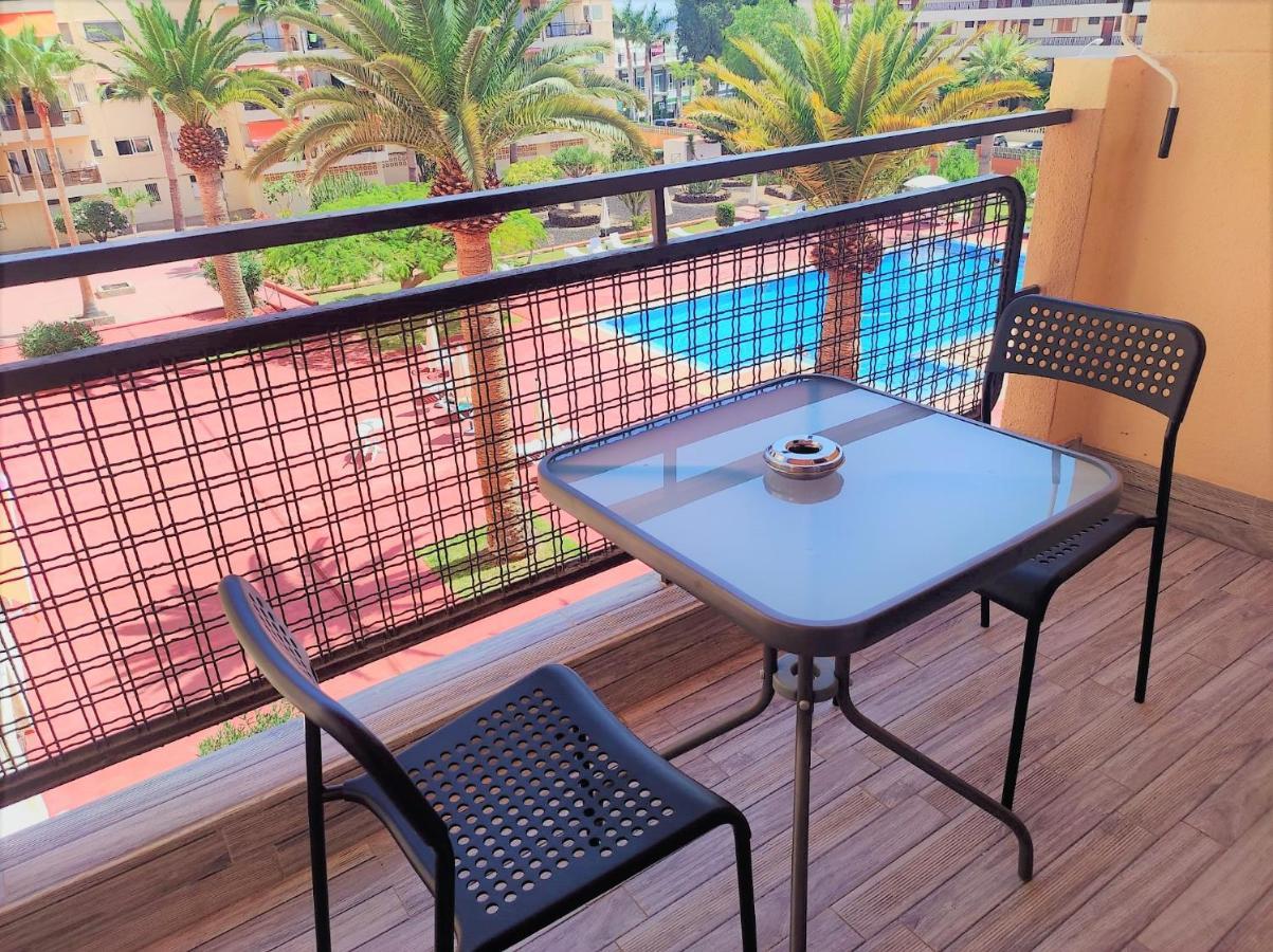 Cris Sol Apartments Los Cristianos  Bagian luar foto